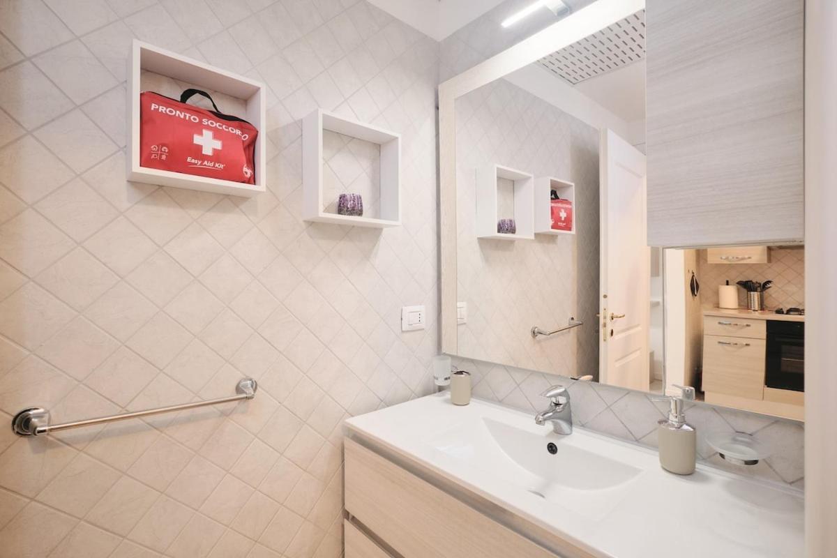 New - Metro Jonio - La Dolce Con Garage E Piscina Appartamento Roma